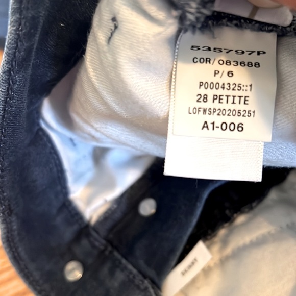 Ann Taylor LOFT Button Fly Hi Rise Petite Skinny Jeans - Picture 7 of 8